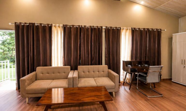 FAMILY ROYALE SUITE